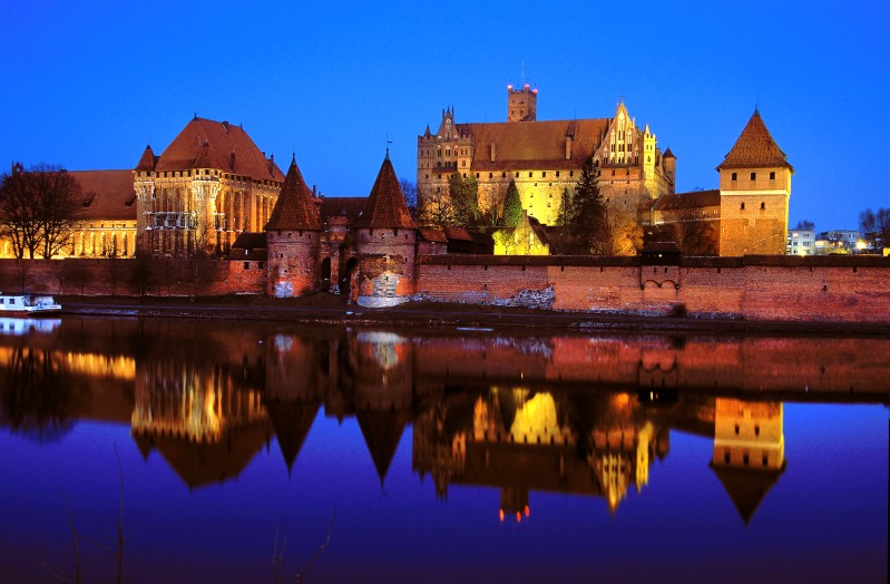 Однодневный тур в Польшу из Калининграда «Мальборк+Гданьск. Замок крестоносцев»